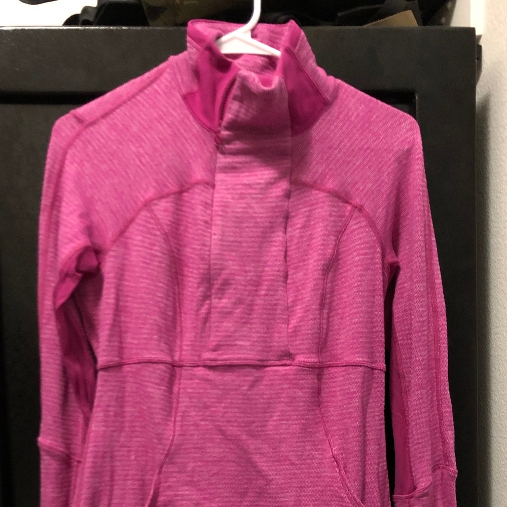 Lululemon Base Runner Half-Zip Raspberry Sz 8/10